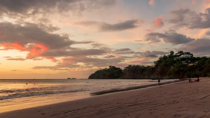 Playa Flamingo atardecer