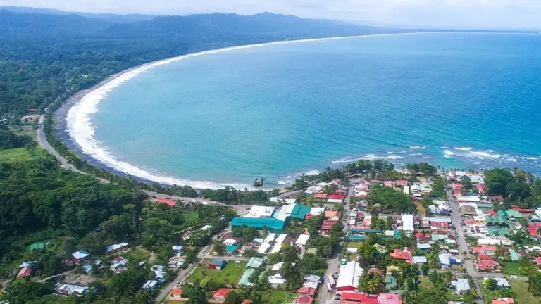 Playa Negra Puerto Viejo aerea